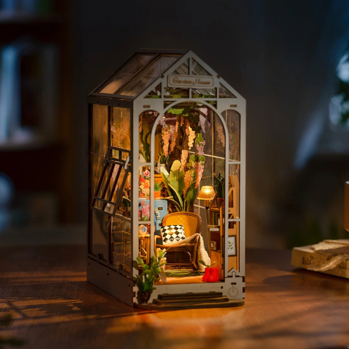 Book Nook, Cotor de Carte DIY, Gradina de Vacanta, 176 piese [4]