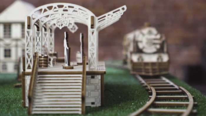 Puzzle 3D, din lemn, Sina de tren cu bariera, 159 piese [3]