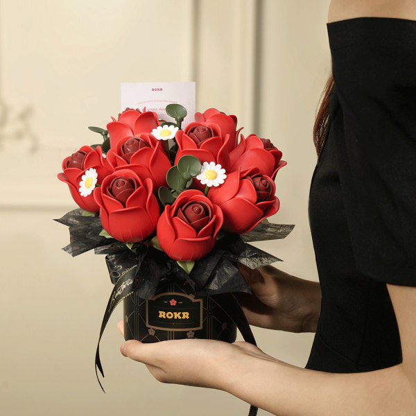 Puzzle 3D, din plastic, Buchet de trandafiri rosii, 315 piese [2]