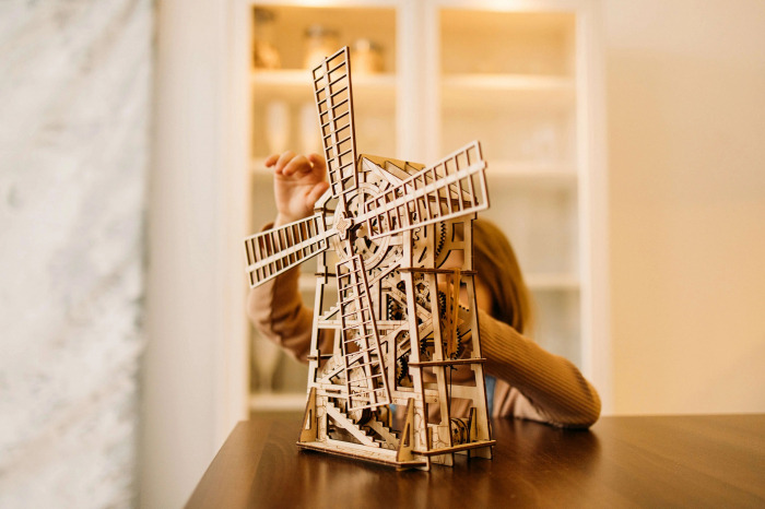 Puzzle 3D mecanic, din lemn, Moara de vant, 131 piese [5]