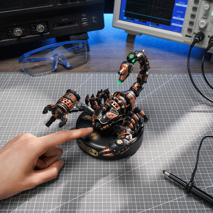 Puzzle 3D mecanic, din metal si plastic, Scorpion regal, 123 piese [9]
