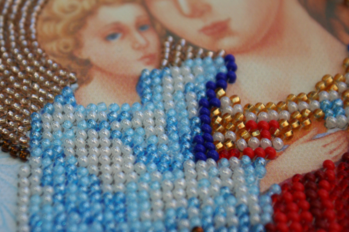 Set broderie cu margele cusute, Maica Domnului, 14 culori [2]