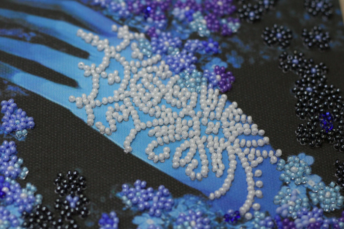Set broderie cu margele cusute, De-a v-ați ascunselea, 27x36 cm [2]