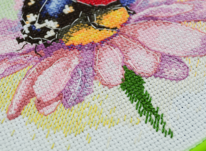 Set broderie in cruciulita, cu gherghef, Buburuza, 17x17 cm [3]