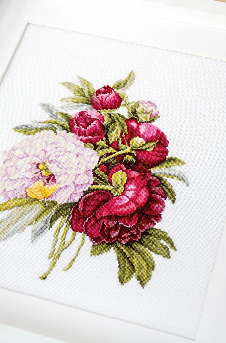 Set de brodat in cruciulita, Buchet de bujori, 20x26.5 cm [3]