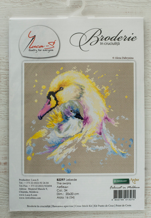 Set de brodat in cruciulita, Lebede, 20*20cm [2]