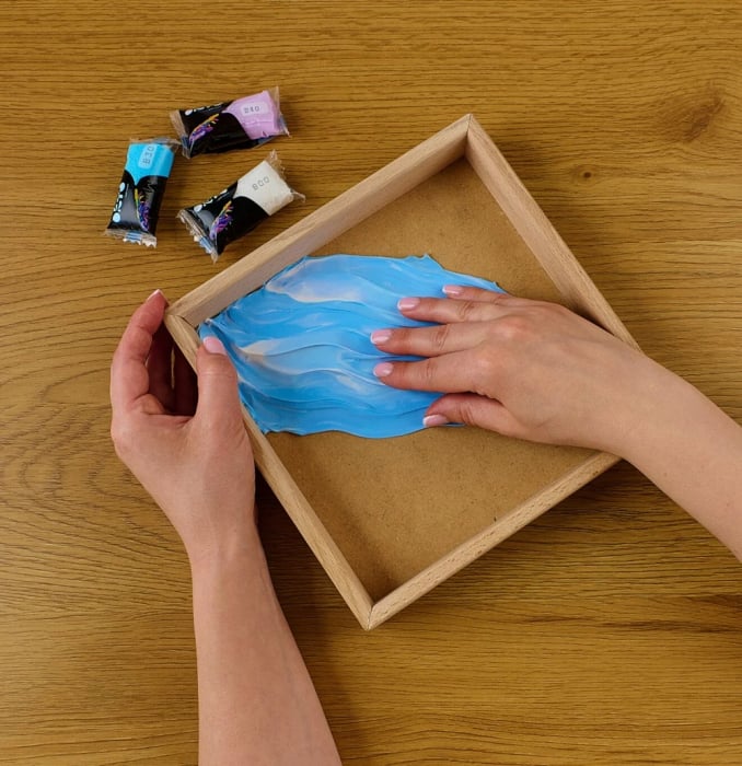 Set de creatie senzoriala 3D, cu argila, Fericire, 21x21 cm [4]