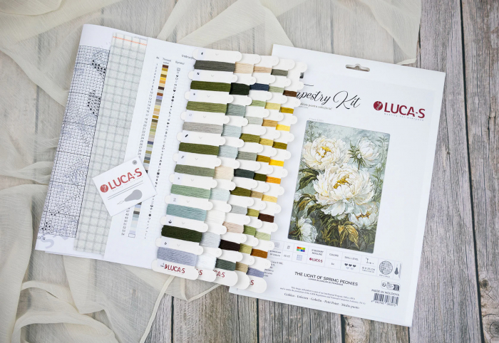 Set goblen de cusut, cu diagrama, Lumina bujorilor de primavara, 18 x 25 cm [3]