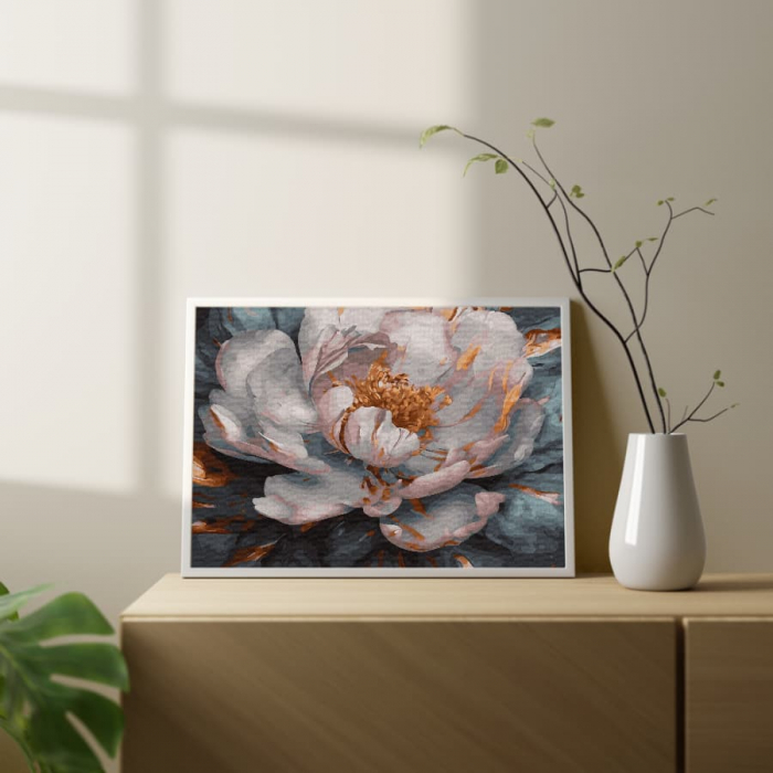 Set pictura pe numere, cu sasiu, Bujor alb - culori aurii, 40x50 cm [4]