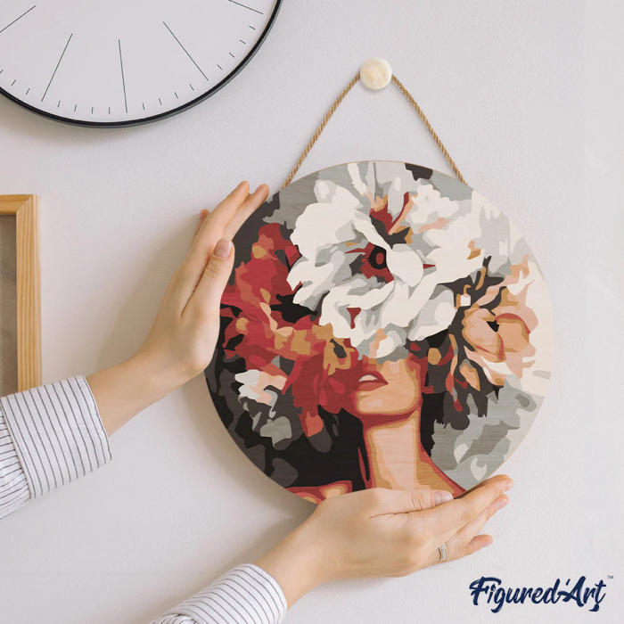 Set pictura pe numere rotunda, pe lemn, Frumusete ascunsa in flori, Ø30cm [5]