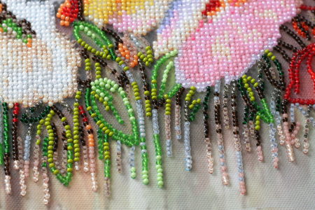 Set broderie cu margele cusute, Flori delicate, 27 culori [3]