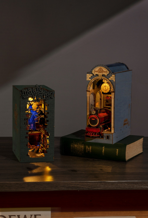 Book Nook, Cotor de carte DIY, Casuta Magica, 216 piese [5]