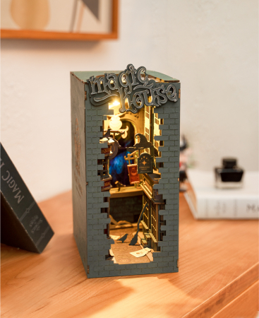 Book Nook, Cotor de carte DIY, Casuta Magica, 216 piese [1]