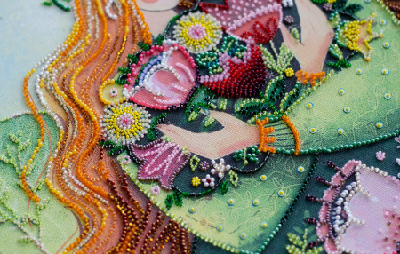 Set broderie cu margele cusute, Primavara indragostita, 30x45 cm [4]
