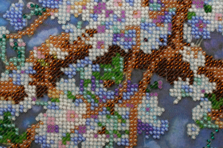 Set broderie cu margele cusute, Ramura inflorita, 36x27 cm [3]