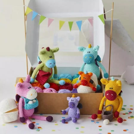 Set creatie jucarii crosetate, Familie de dragoni [1]