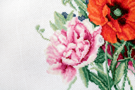 Set de brodat in cruciulita, Buchet cu mac si bujor, 19x25,5 cm [2]