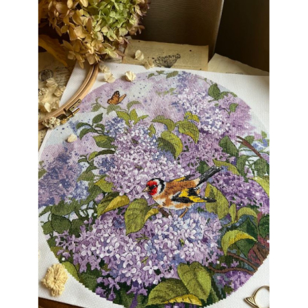 Set de brodat in cruciulita, Gradina de liliac, 34 х 35 cm [2]