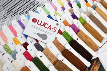 Set de brodat in cruciulita, Catelul Picasso, 40x29cm [3]