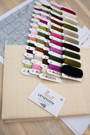 Set goblen de cusut, cu diagrama, Bujori albi si rosii, 24 x 30 cm [1]