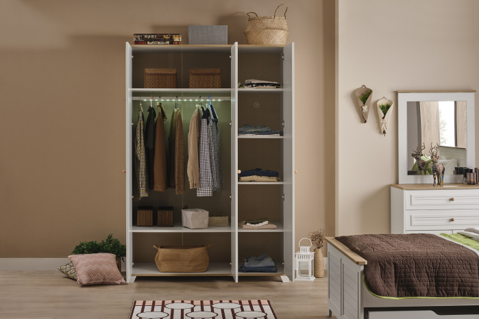 Dulap cu 3 uși pentru copii, colecția Nova – 136x62x198 cm [5]