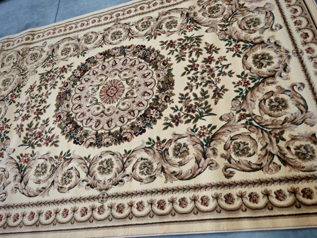 Covor Clasic, Lotos 539, Crem / Bej, Diverse Dimensiuni, 1800 gr/mp [4]