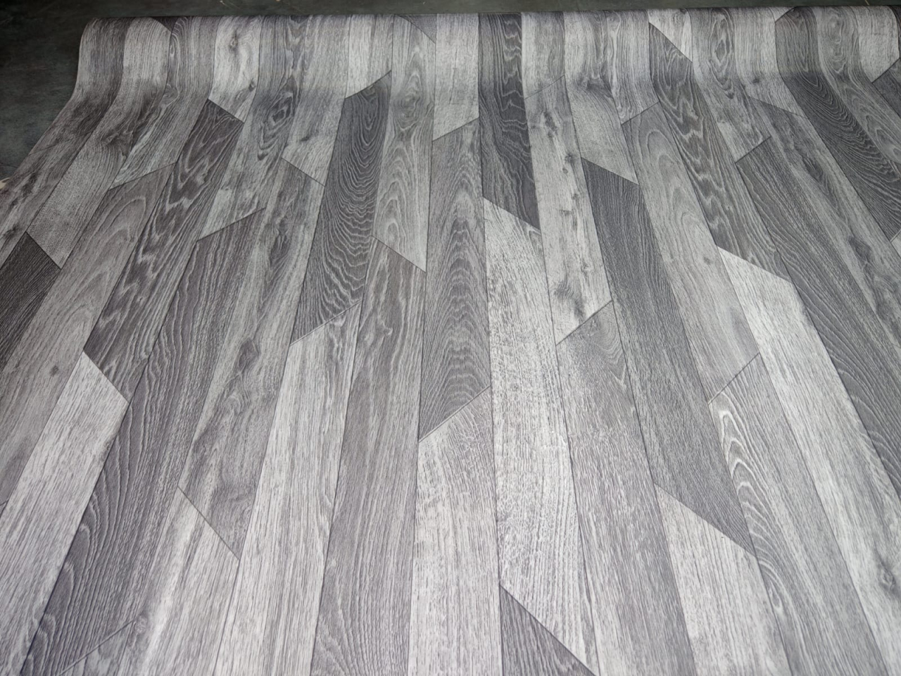 Linoleum Model Hungarian Oak 990D, Latime 200 cm, Gri Inchis [4]