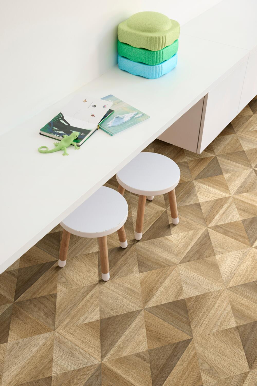 Linoleum Model Kempstone 661M, Latime 200 cm, Maro [2]