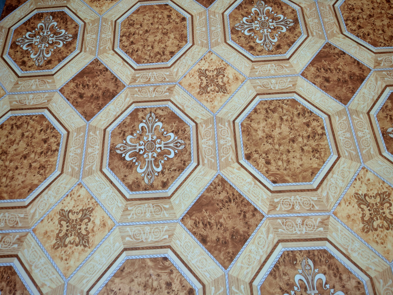 Linoleum PVC, Lidia Confort, Maro, Latime 1 m, Suport Pâslă [4]