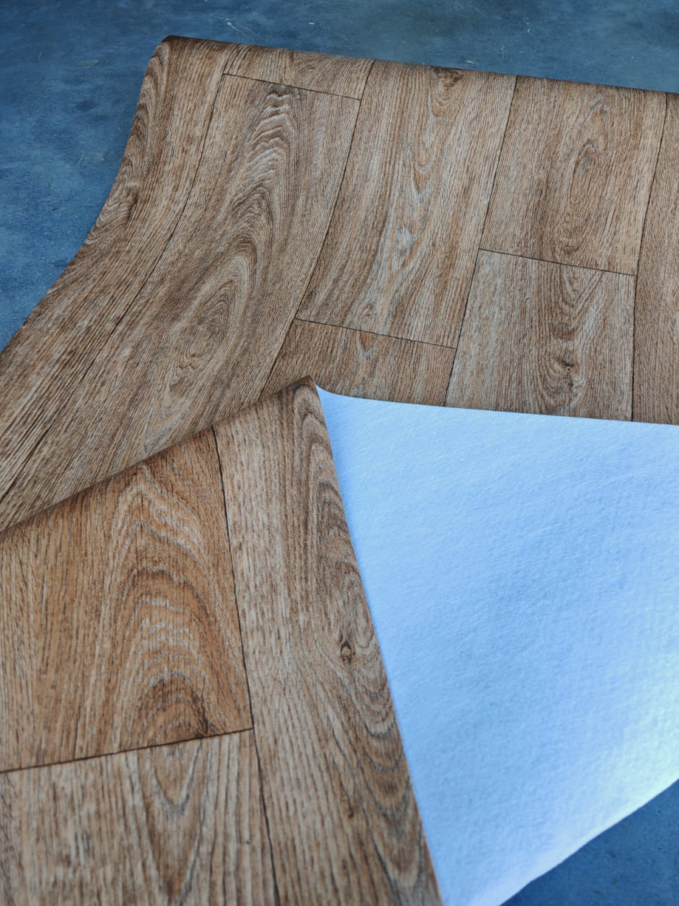 Linoleum PVC, Plank 082-2 Confort, Maro, Latime 3 m, Imitatie Parchet, Suport Pâslă [4]