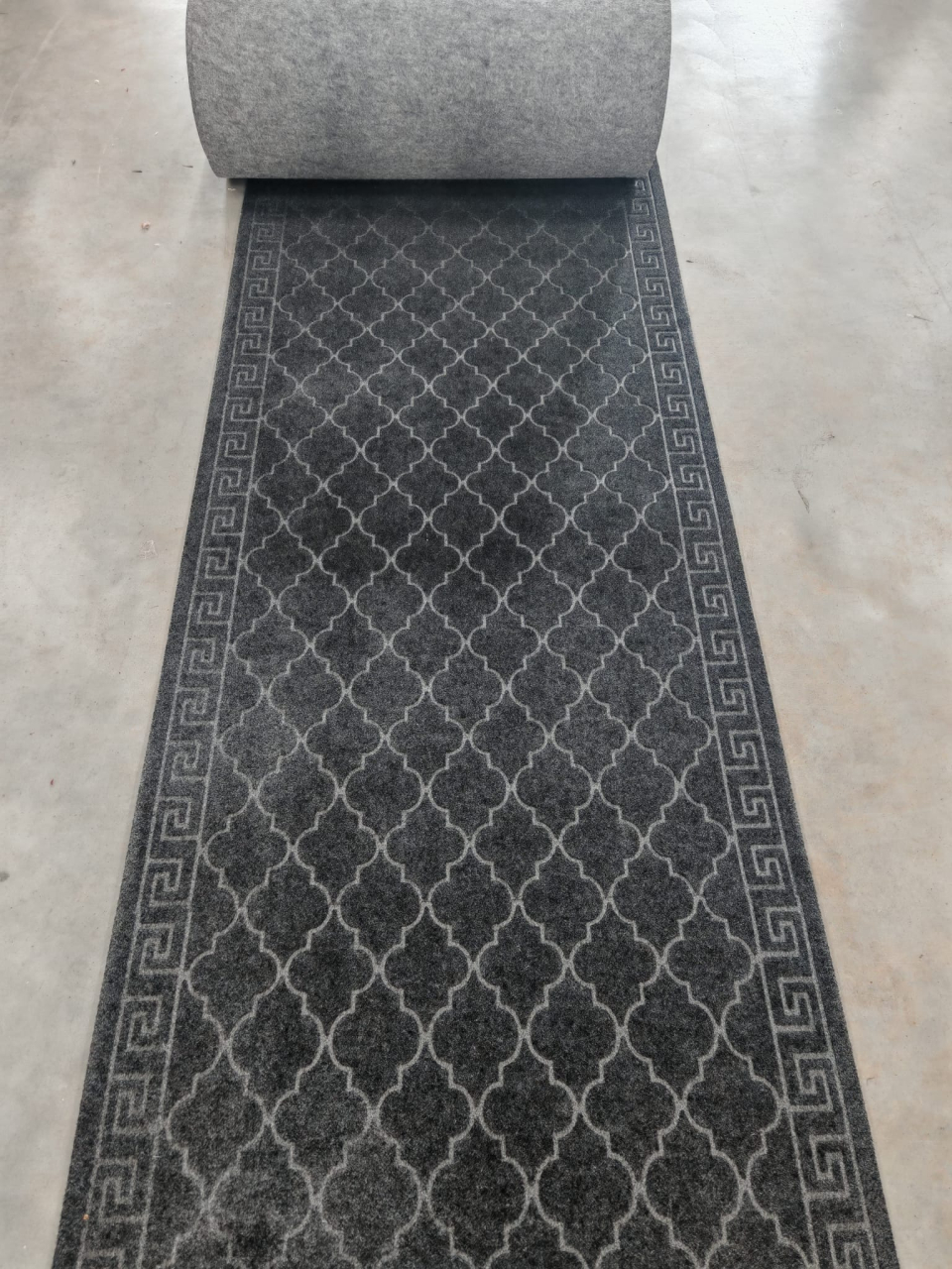 Traversa Model Versace , Gri ,  Suport Pasla, Latime 80 cm,  715 gr/mp [3]