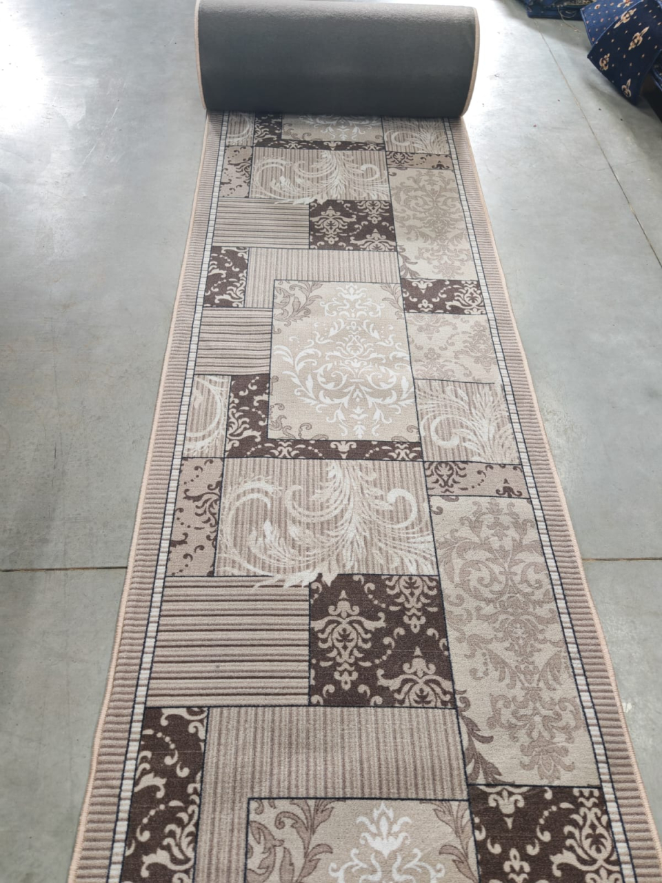 Traversa Model Zara 00744, Maro, Suport Pasla, Latime 200 cm, 820 gr/mp [2]