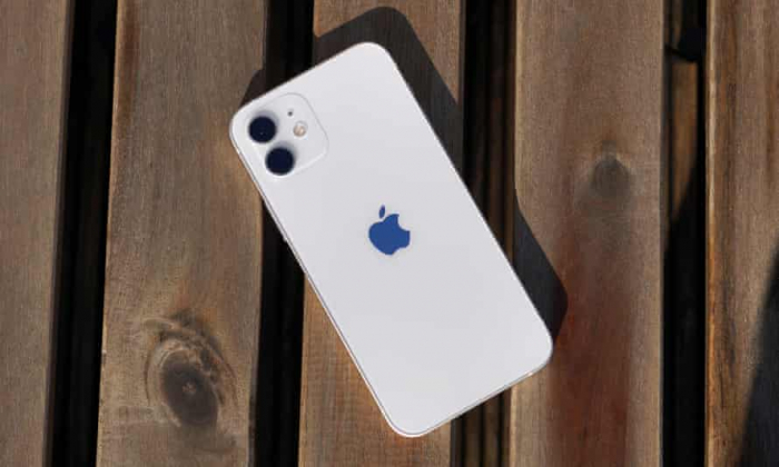 Telefon mobil Apple iPhone 12 White, Alb, 64GB, Dual eSim, Super retina XDR [6]