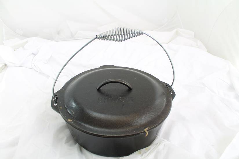 Ceaun din fonta cu capac - cuptor olandez Lodge 33 cm 8,5 litri L-12DO3 [12]