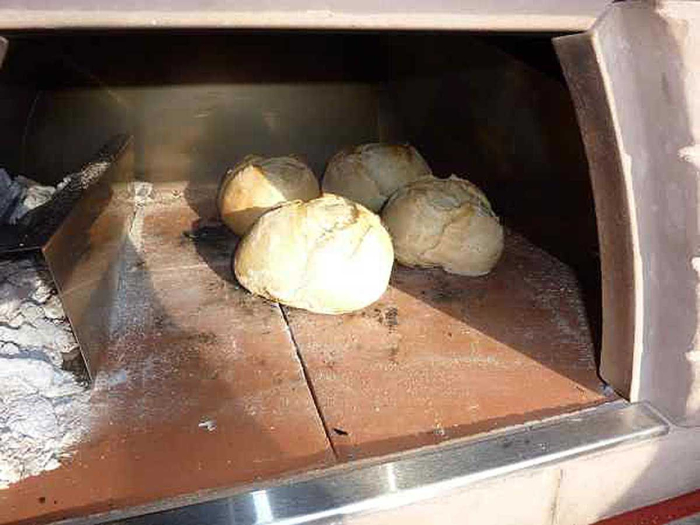 Cuptor traditional pentru pizza pe lemne Maximus Arena rosu [18]