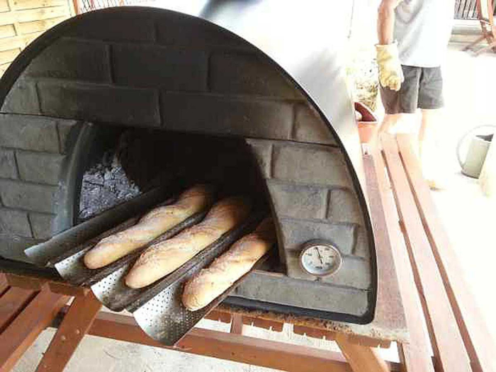 Cuptor traditional pentru pizza pe lemne Maximus Arena rosu [15]