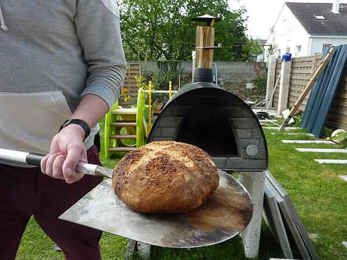 Cuptor traditional pentru pizza pe lemne Maximus rosu [23]