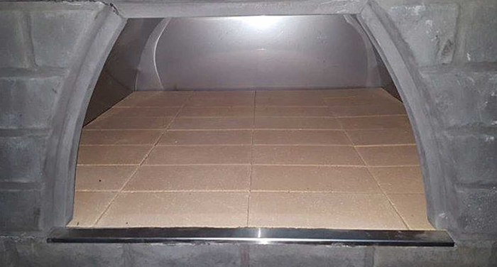 Cuptor traditional pentru pizza pe lemne Maximus rosu [18]