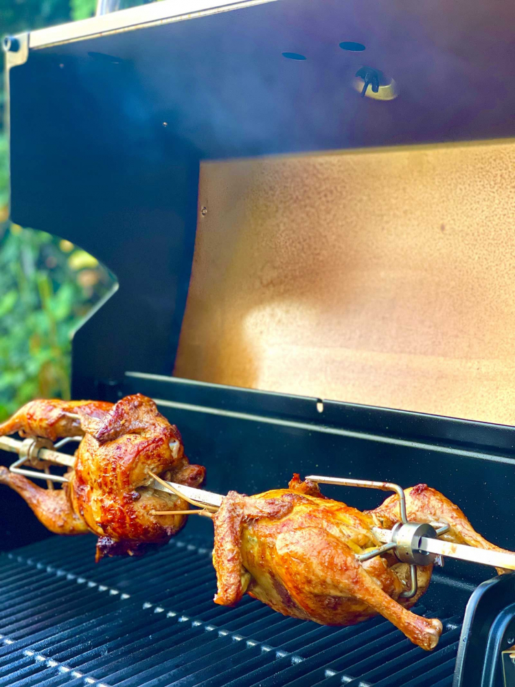 Gratar pe gaz din inox Char-Broil Professional Pro S 4, grile din fonta, sear burner, TRU-Infrared 140921 [8]