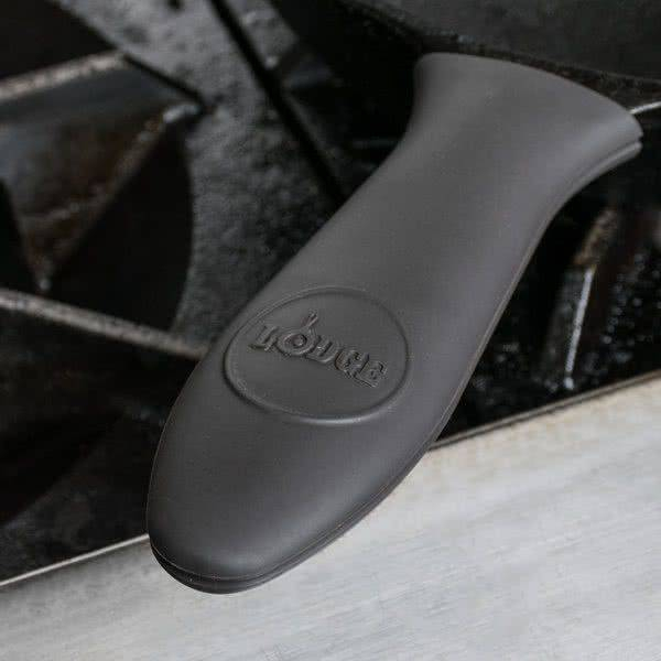 Protectie maner din silicon pentru tigaile Lodge L-ASHH11 [5]