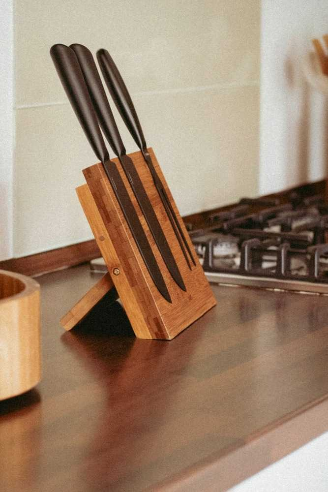 Suport magnetic pentru cutite din bambus 23,5x13x21 cm Wenko Mesina 54949100 [6]