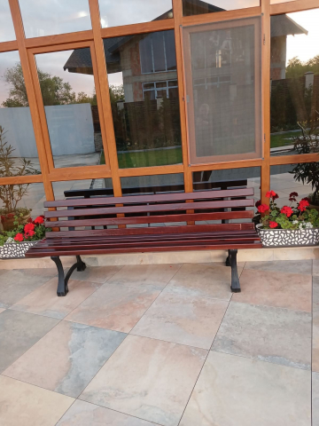 UZ GOSPODĂRESC - Banca parc Europa