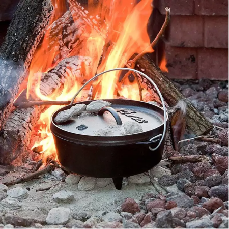 CEAUN DIN FONTA CU CAPAC - CUPTOR OLANDEZ 3.7 L LODGE L-10CO3 [2]