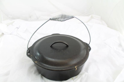 Ceaun din fonta cu capac - cuptor olandez Lodge 33 cm 8,5 litri L-12DO3 [11]