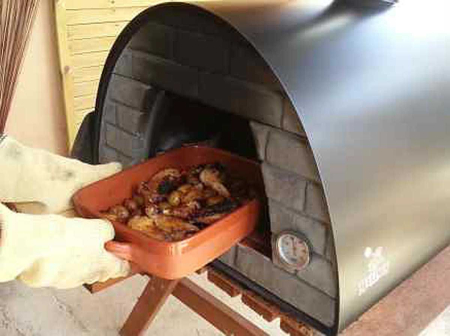 Cuptor traditional pentru pizza pe lemne Maximus Arena negru [28]