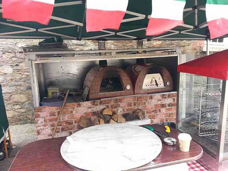 Cuptor traditional pentru pizza pe lemne Maximus rosu [30]