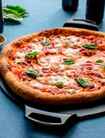 Tava din fonta pentru pizza Lodge 38 cm L-BW15PP [4]