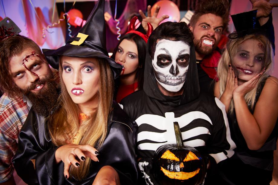 costume-halloween-costume-oameni-petrecere-de-halloween