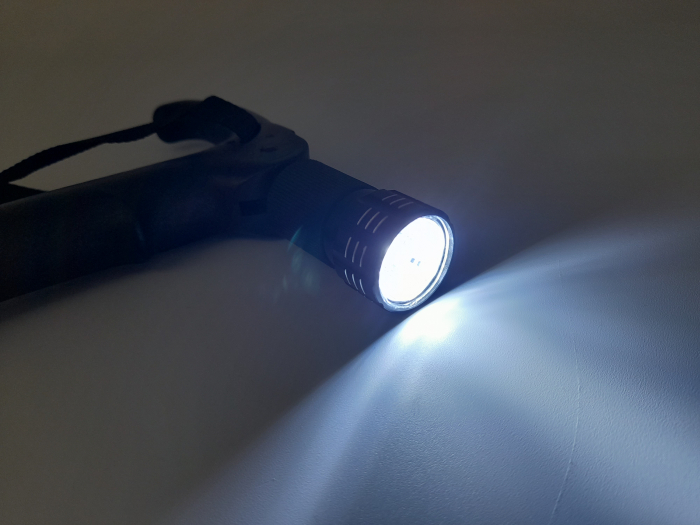 Baston extensibil IdeallStore®, Ol Helper, aluminiu, lampa LED, 110 cm [6]
