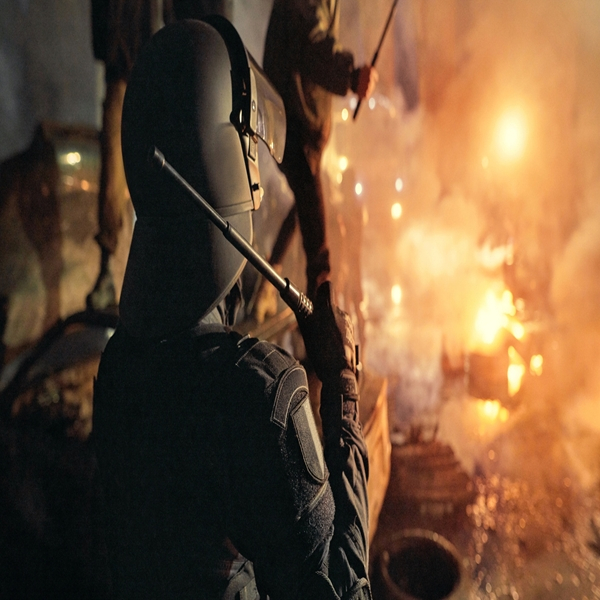 Baston telescopic profesional cu sistem Easy Lock, toc rotativ și montură universală, 51 cm [13]